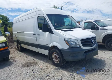 2014 Mercedes-Benz Sprinter 2500 High Roof из США, поврежденный, VIN WD3PE8DE4E5826875